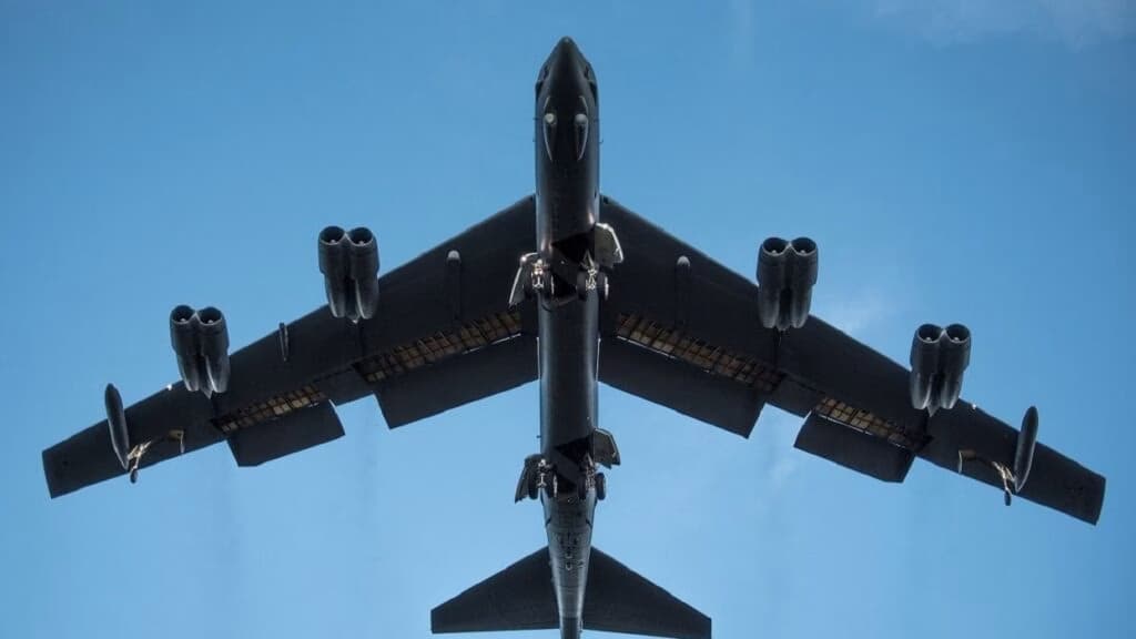 B-52 Re-Engining Extends Bomber’s Life to 100 Years