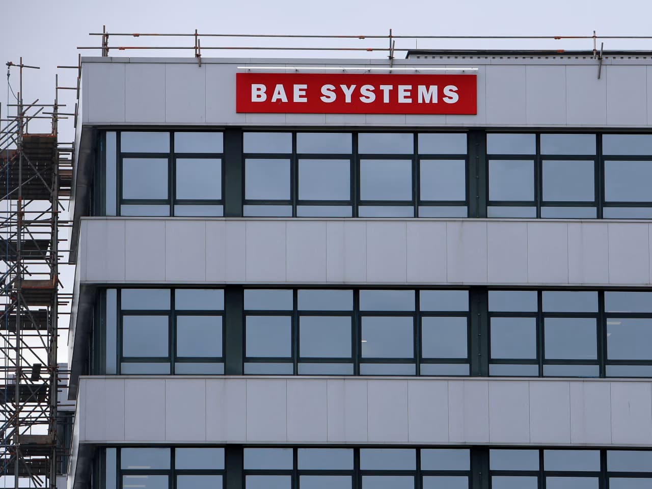 BAE Systems Lifts 2025 Forecast on Rising Defense Orders
