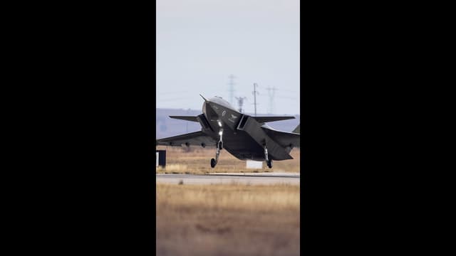 Bayraktar KIZILELMA Low-Altitude Take-off and Landing Test